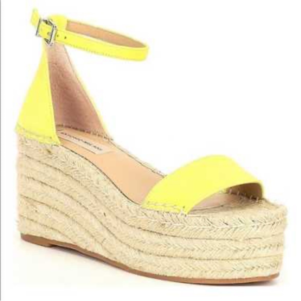 Antonio Melani Yellow Platform Wedge size 7.5
